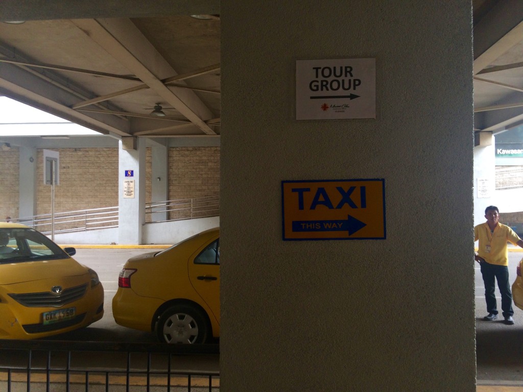 【意外と重要】セブ空港からメータータクシー乗り場まで辿り着く方法   